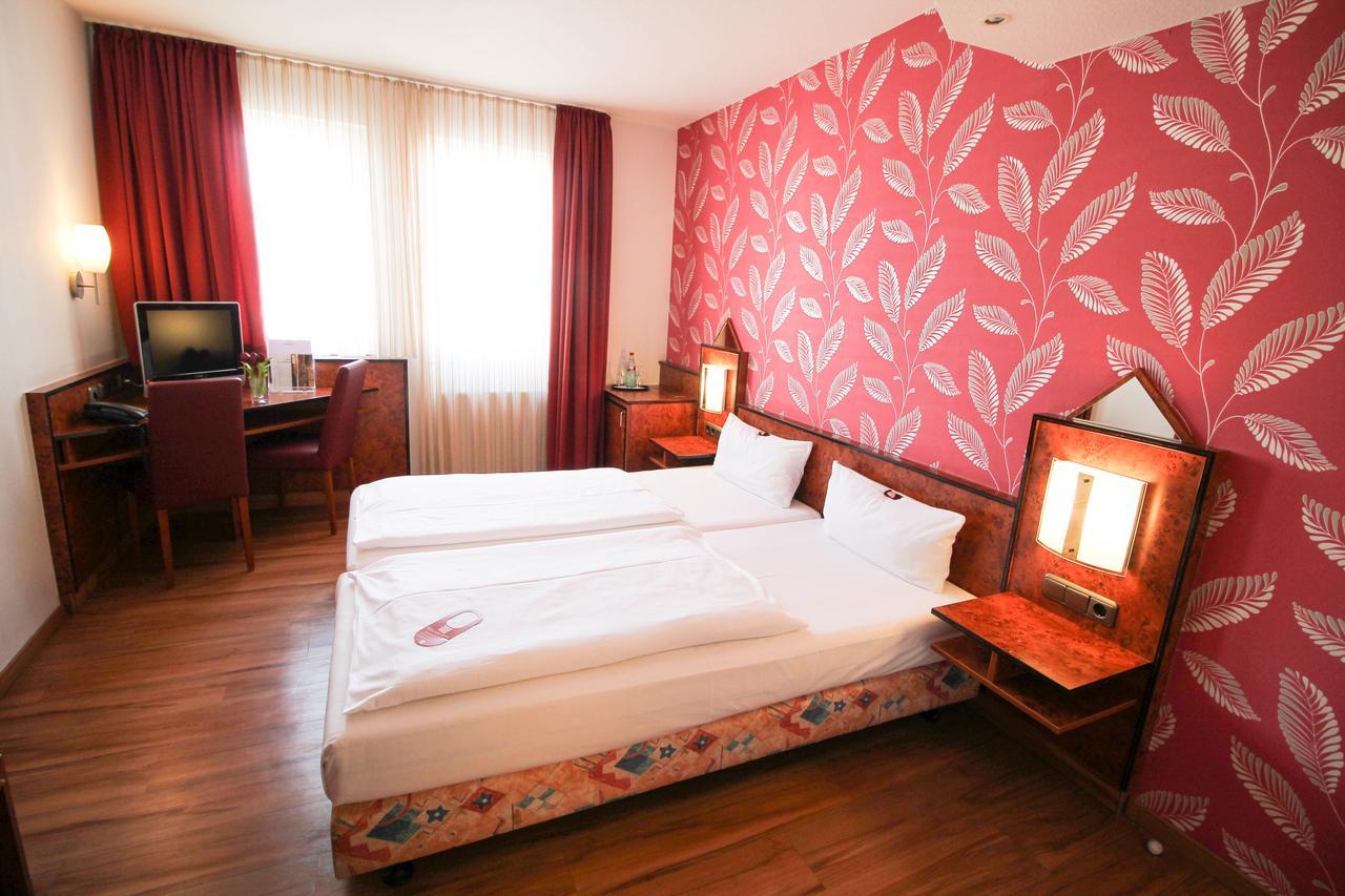 Hotel Miramar Am Roemer Frankfurt pe Main Exterior foto